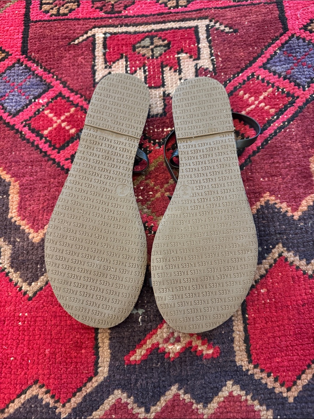 Tkees Phoebe Sandals - Picture 4 of 4